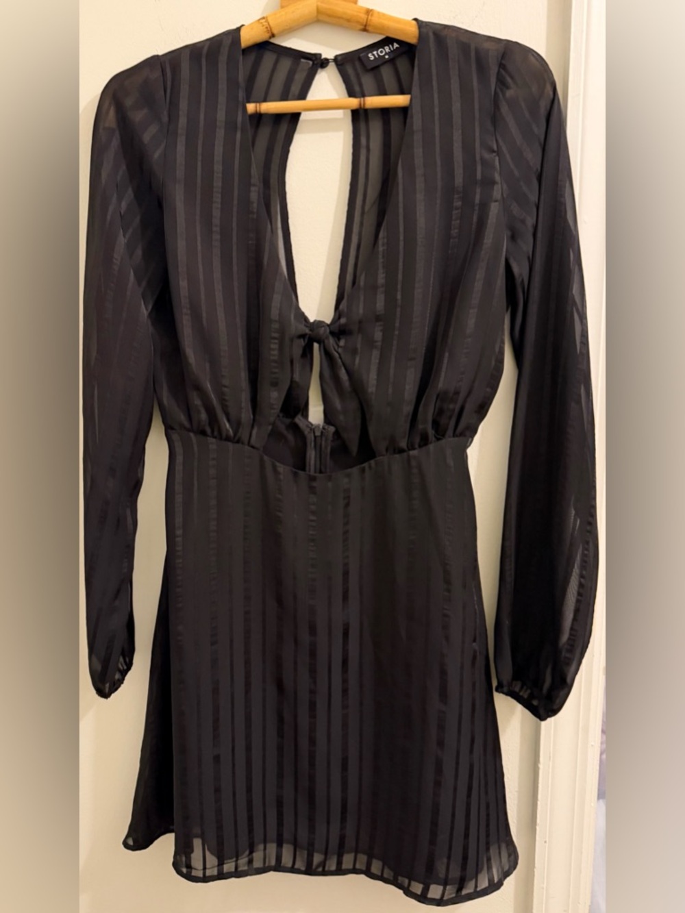 Storia Black Long-Sleeve Tie-Front Maxi Dress